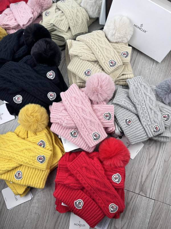 Moncler Scarf Hat Gloves hm34